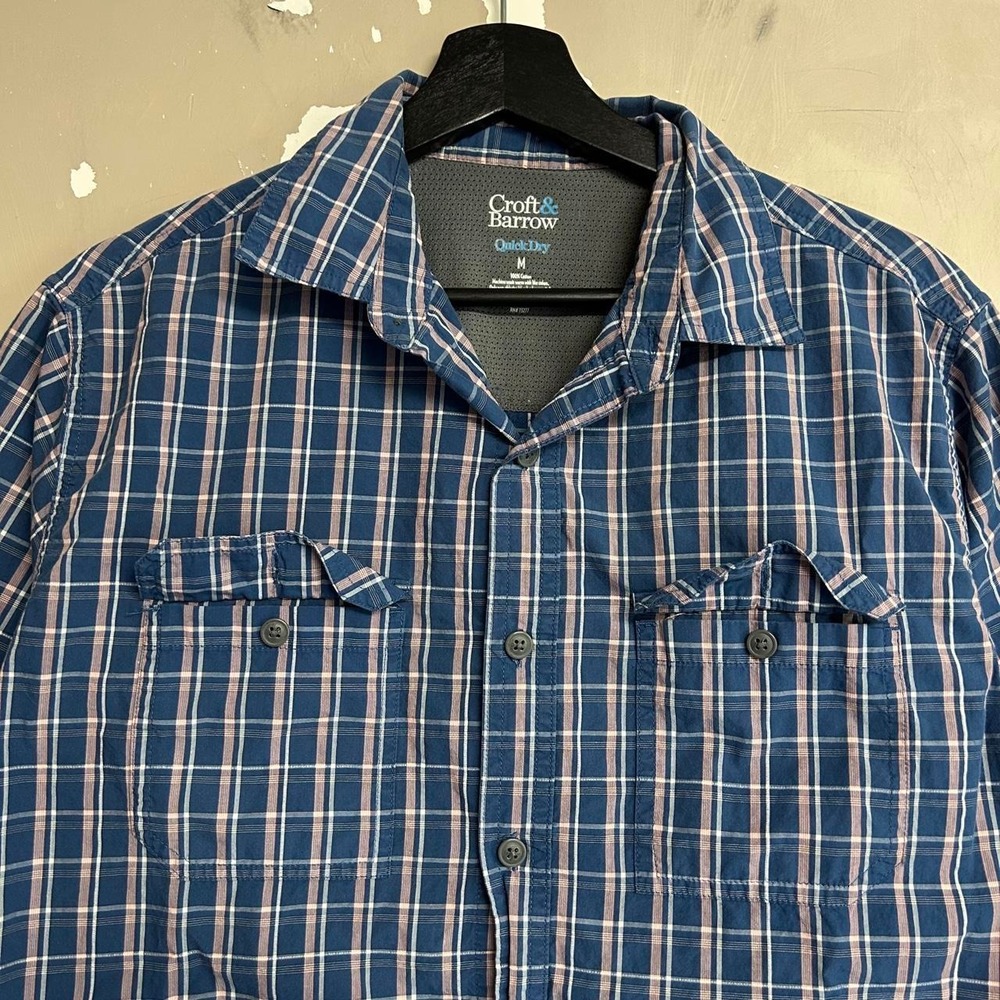 Croft & Barrow Mens Blue Checkered Cropped Short Sleeve Button Up Shirt M - Picture 2 of 6